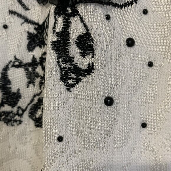 Ming Wang Women’s White Small Lace Cardigan Black Floral Beads Lightweight - Picture 3 of 10